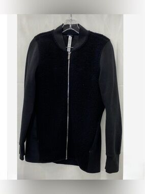 Lululemon Stand Out Sherpa Jacket Black🎀✨